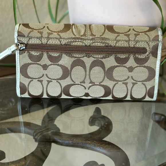 Coach Long Wallet - Picture 2 of 8
